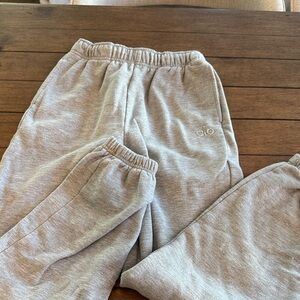 ALO Yoga women’s Gray Sweatpants